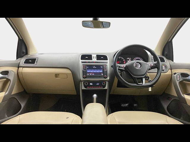 Used Volkswagen Vento [2015-2019] Highline Plus 1.2 (P) AT 16 Alloy in Delhi