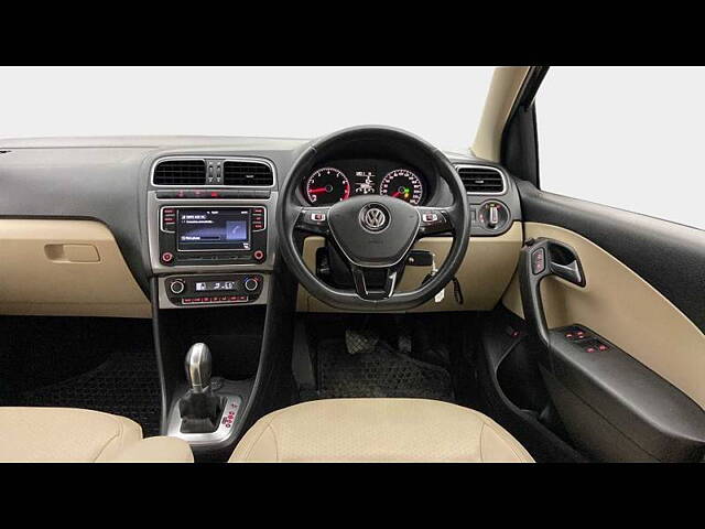 Used Volkswagen Vento [2015-2019] Highline Plus 1.2 (P) AT 16 Alloy in Faridabad