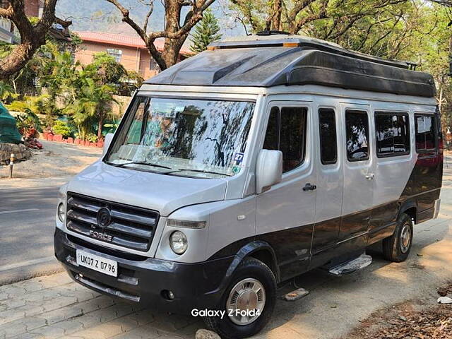 Used Toyota Commuter HiAce 3.0 L in Dehradun