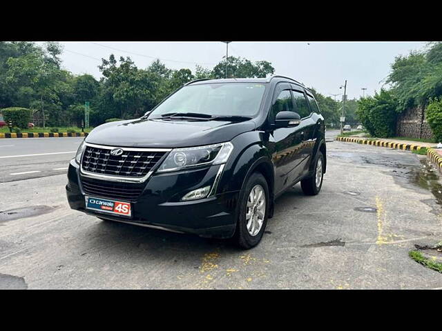 Used Mahindra XUV500 W9 [2018-2020] in Delhi