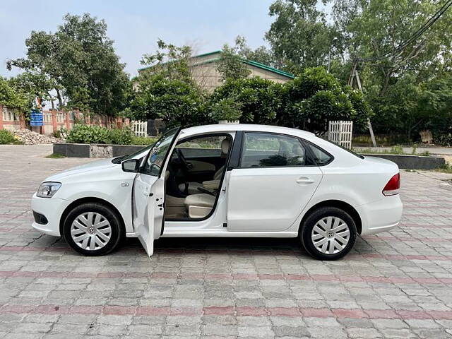 Used Volkswagen Vento [2012-2014] Comfortline Petrol in Delhi