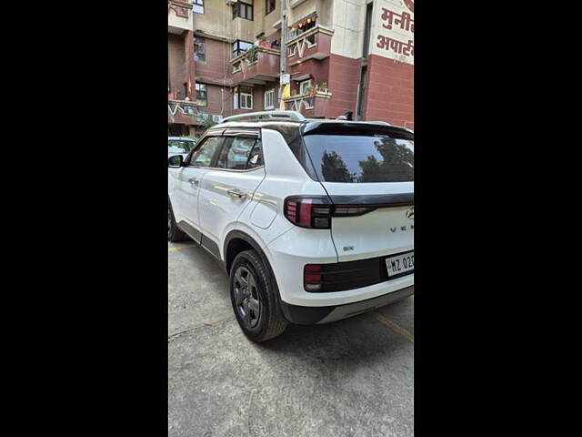 Used Hyundai Venue S 1.2 Petrol in Delhi