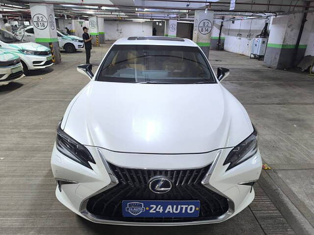 Used 2022 Lexus ES in Mumbai