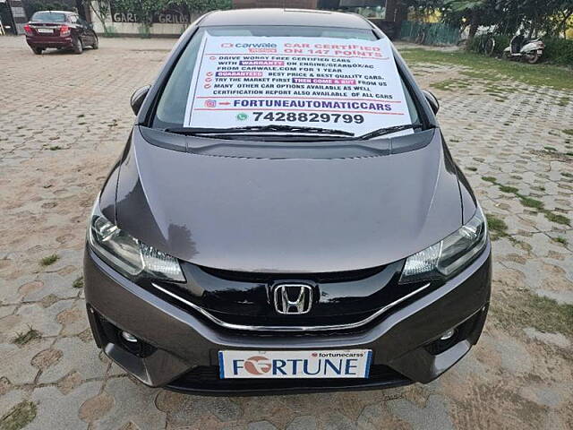 Used 2015 Honda Jazz in Delhi