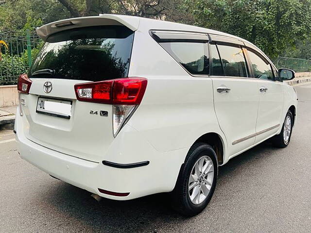 Used Toyota Innova Crysta [2016-2020] 2.4 V Diesel in Delhi