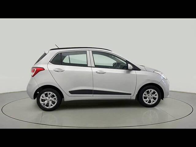 Used Hyundai Grand i10 Sportz (O) 1.2 Kappa VTVT [2017-2018] in Ahmedabad