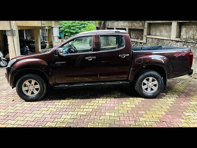 Used Isuzu D-Max V-Cross [2016-2018] 4x4 in Pune