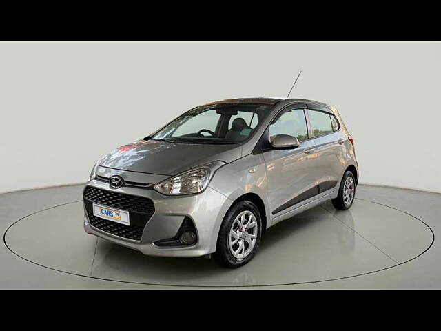 Used Hyundai Grand i10 Magna 1.2 Kappa VTVT in Ahmedabad