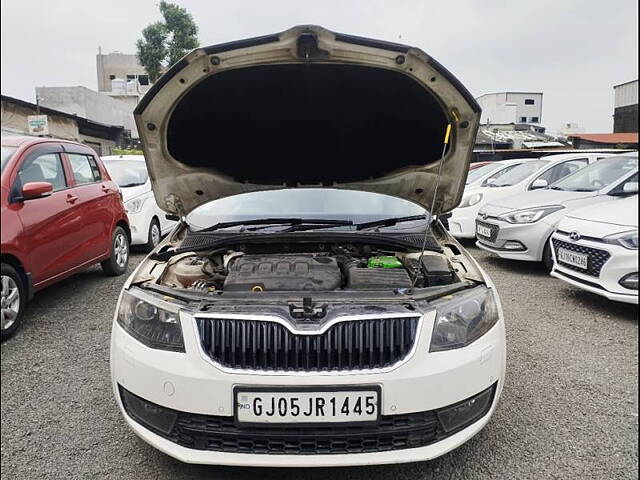 Used Skoda Octavia [2017-2021] 2.0 TDI CR Style Plus AT [2017] in Surat