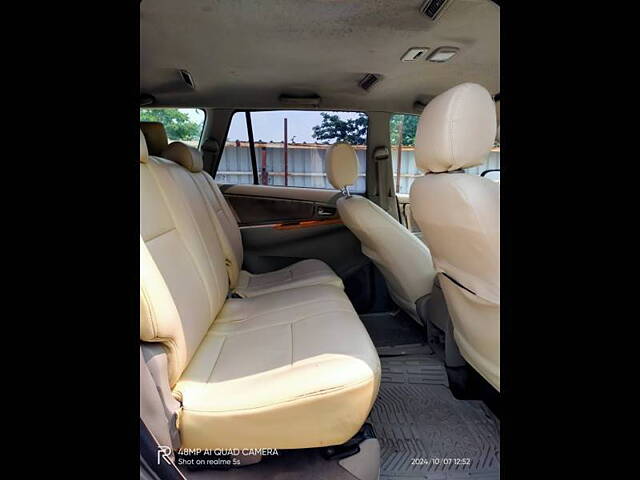 Used Toyota Innova [2005-2009] 2.5 V 7 STR in Hyderabad