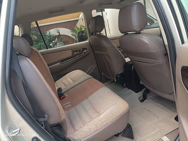 Used Toyota Innova [2013-2014] 2.5 VX 8 STR BS-III in Hyderabad