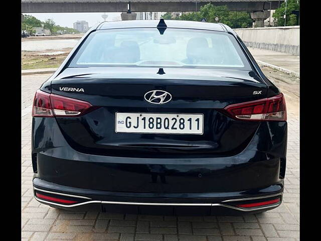 Used Hyundai Verna [2020-2023] SX (O) 1.5 CRDi AT in Ahmedabad