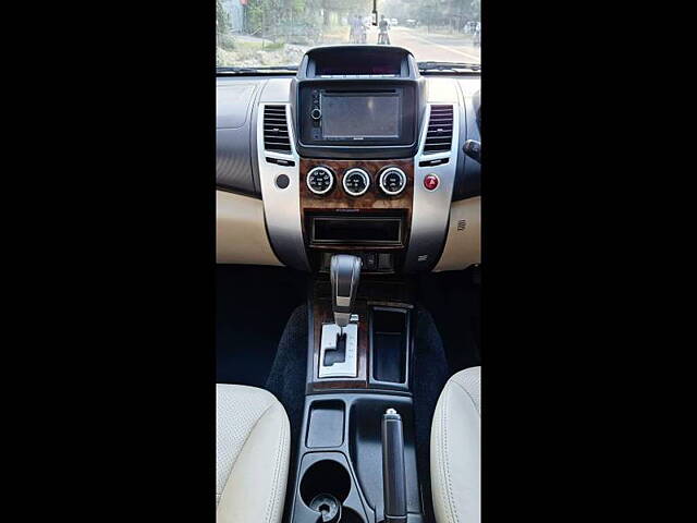 Used Mitsubishi Pajero Sport 2.5 AT in Chandigarh