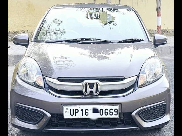 Used 2017 Honda Amaze in Delhi