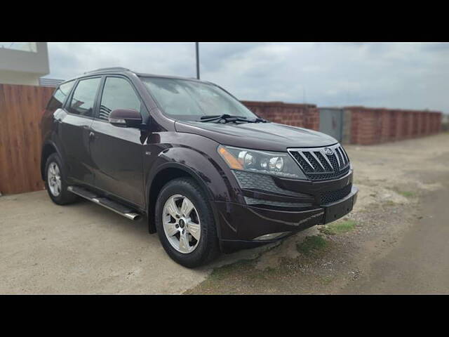 Used 2013 Mahindra XUV500 in Kolhapur