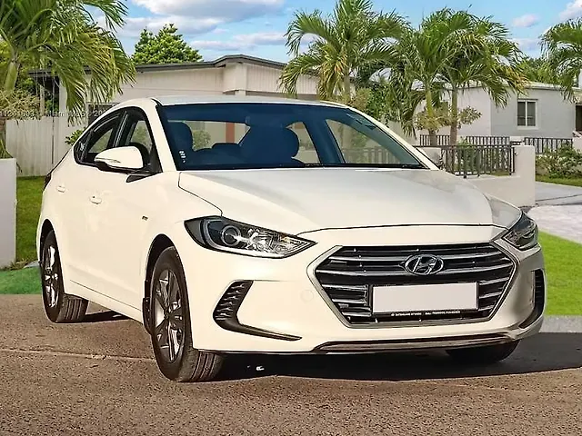 Used 2019 Hyundai Elantra in Delhi