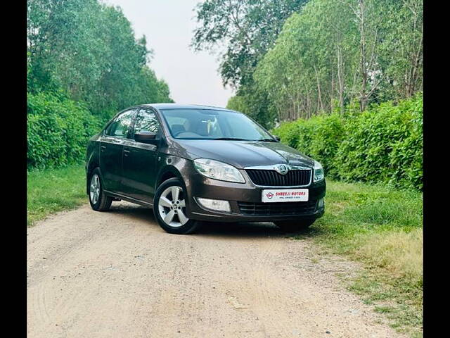 Used Skoda Rapid [2014-2015] 1.5 TDI CR Elegance AT in Ahmedabad