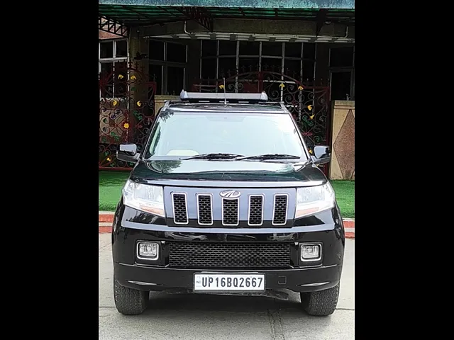 Used 2017 Mahindra TUV300 in Delhi
