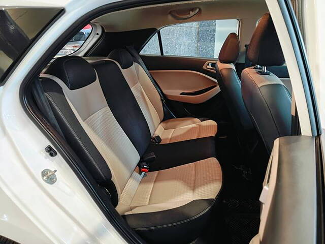 Used Hyundai Elite i20 [2018-2019] Sportz 1.2 in Ahmedabad