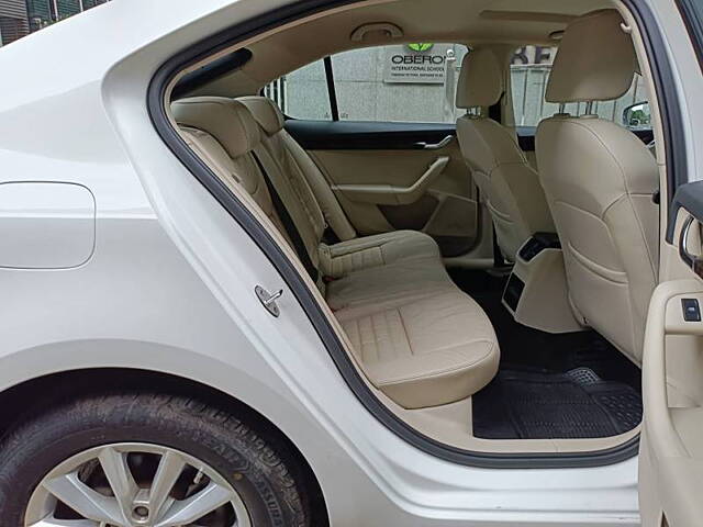 Used Skoda Octavia [2013-2015] Elegance 1.8 TSI AT in Mumbai