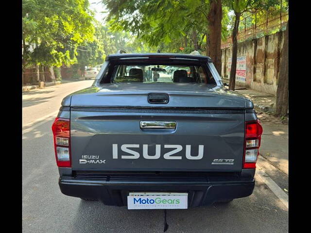 Used Isuzu D-Max V-Cross [2016-2018] 4x4 in Delhi