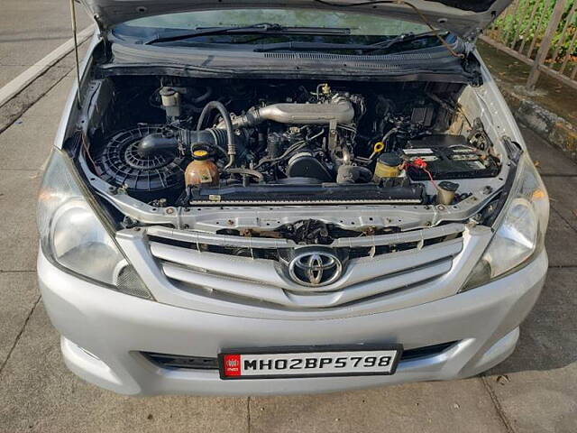 Used Toyota Innova [2005-2009] 2.5 G4 8 STR in Hyderabad