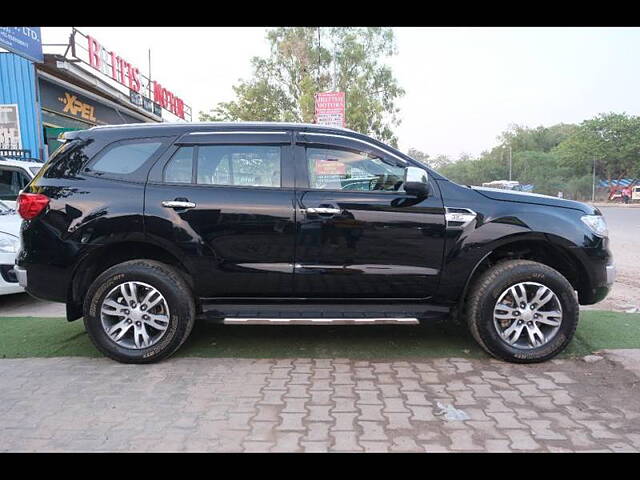 Used Ford Endeavour [2016-2019] Titanium 3.2 4x4 AT in Gurgaon