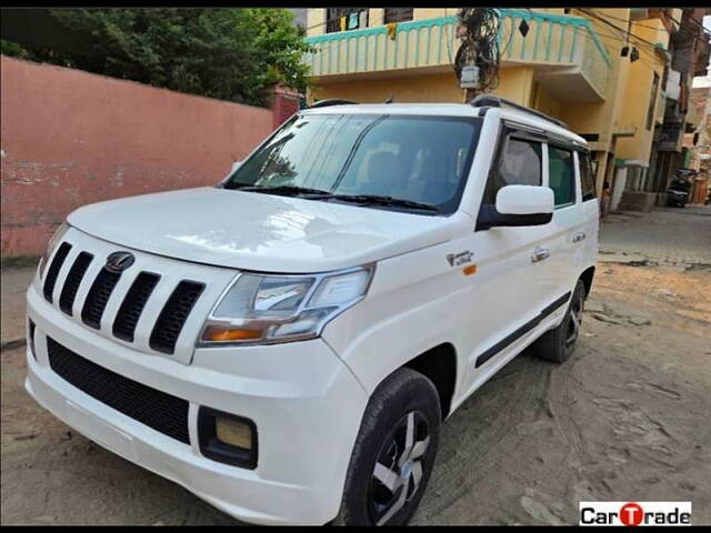 Used Mahindra TUV300 [2015-2019] T4 Plus in Varanasi