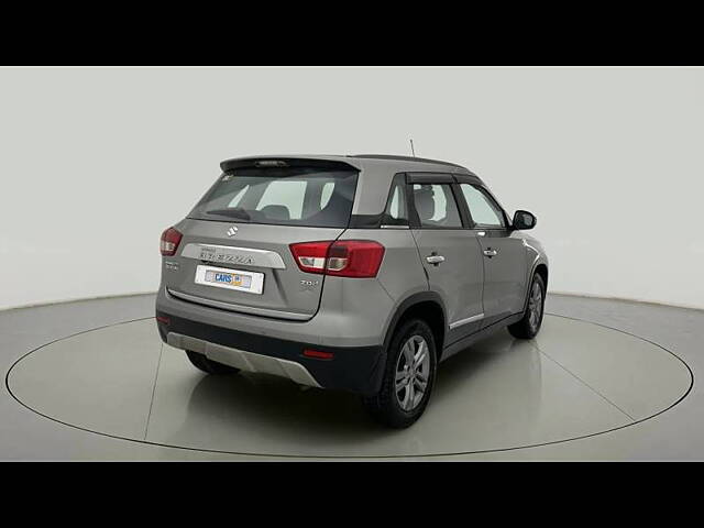 Used Maruti Suzuki Vitara Brezza [2016-2020] ZDi Plus in Ahmedabad