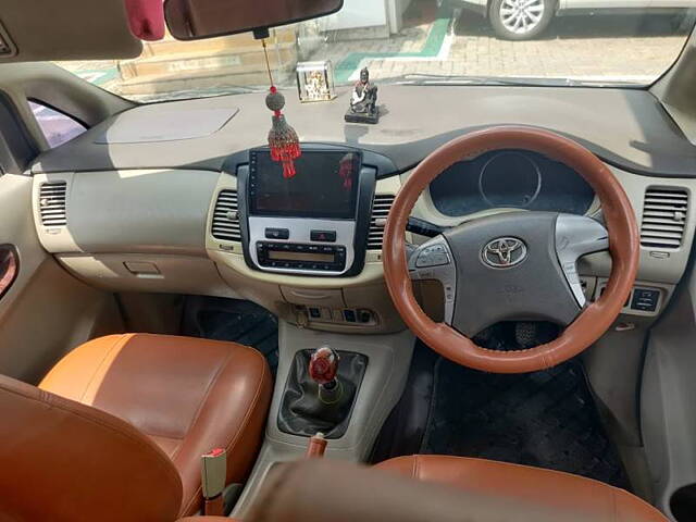 Used Toyota Innova [2009-2012] 2.5 VX 8 STR BS-IV in Mumbai