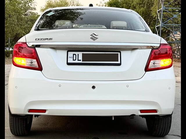 Used Maruti Suzuki Dzire ZXi CNG in Delhi