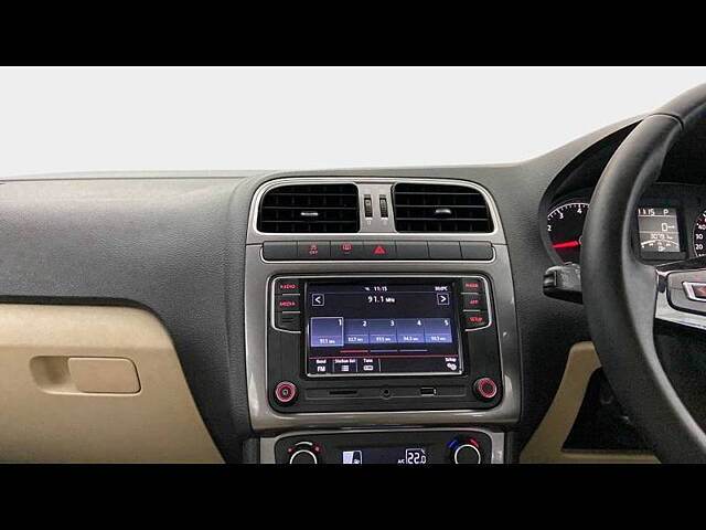 Used Volkswagen Vento [2015-2019] Highline Plus 1.2 (P) AT 16 Alloy in Delhi