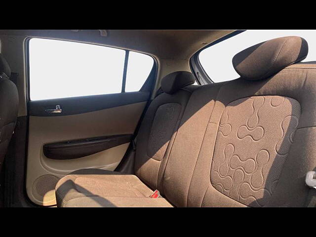 Used Hyundai i20 [2010-2012] Sportz 1.2 (O) in Hyderabad