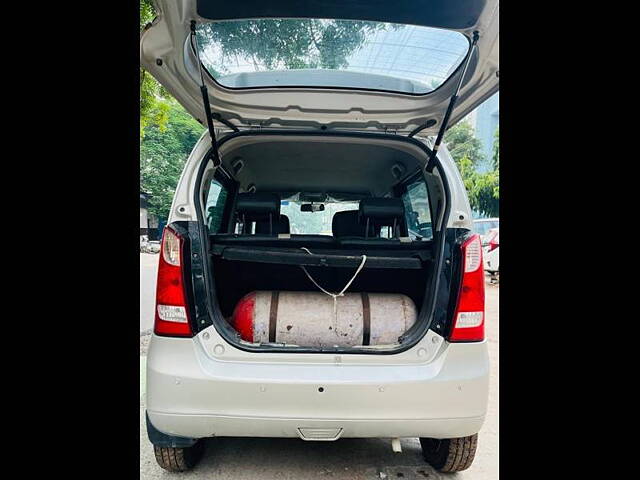 Used Maruti Suzuki Wagon R 1.0 [2014-2019] VXI+ AMT in Kanpur