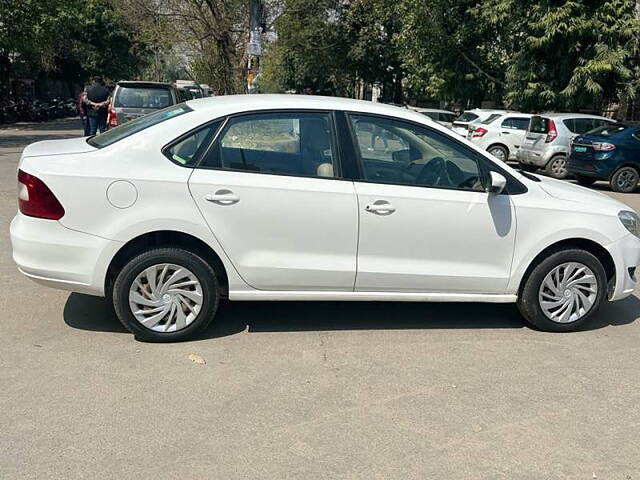 Used Skoda Rapid Active 1.6 MPI in Delhi