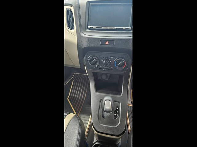 Used Maruti Suzuki Wagon R [2019-2022] VXi (O) 1.0 AMT in Mumbai