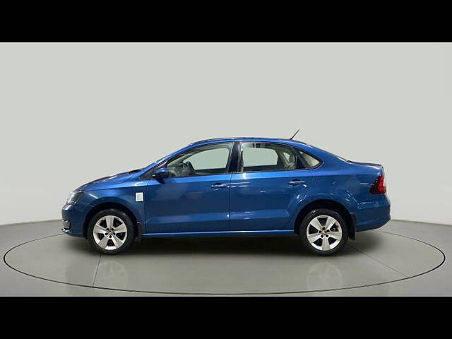 Used Skoda Rapid Style 1.6 MPI in Mumbai