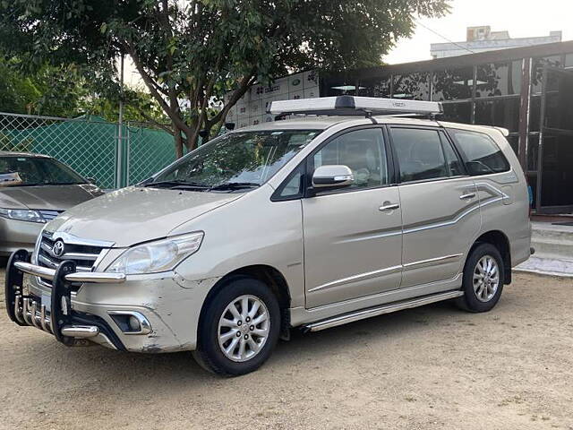 Used Toyota Innova [2005-2009] 2.5 V 7 STR in Hyderabad