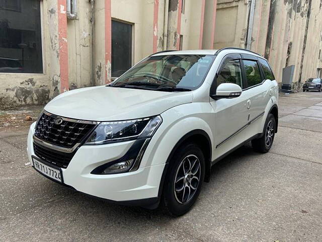 Used Mahindra XUV500 W7 [2018-2020] in Delhi