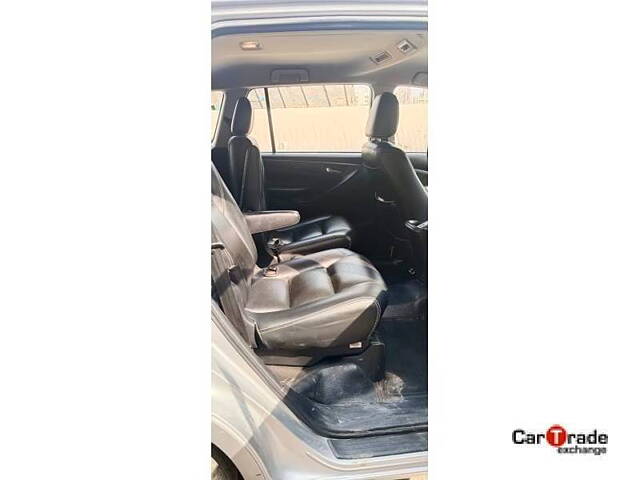 Used Toyota Innova Crysta [2020-2023] GX 2.4 AT 7 STR in Ahmedabad