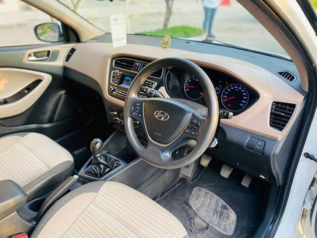 Used Hyundai Elite i20 [2018-2019] Sportz 1.2 in Ahmedabad