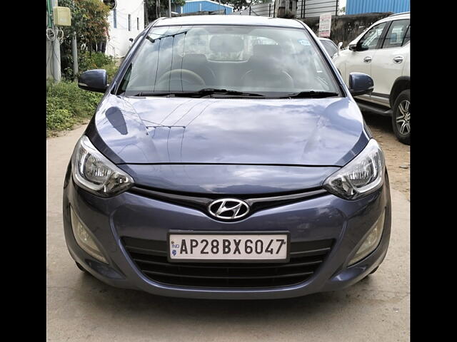 Used 2013 Hyundai i20 in Hyderabad