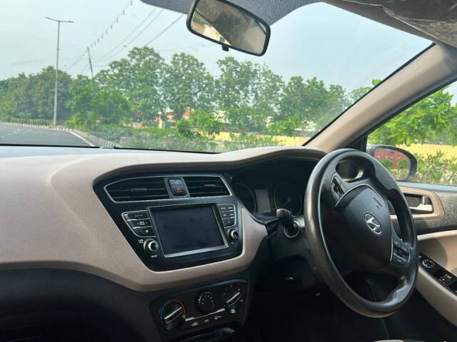 Used Hyundai i20 Active 1.2 SX Dual Tone in Delhi