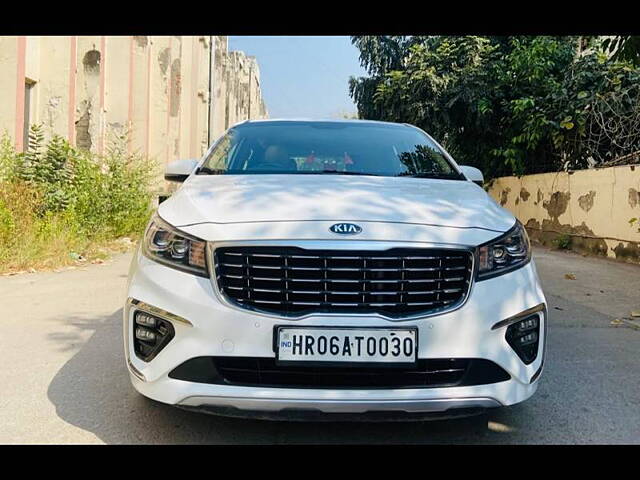 Used 2021 Kia Carnival in Delhi