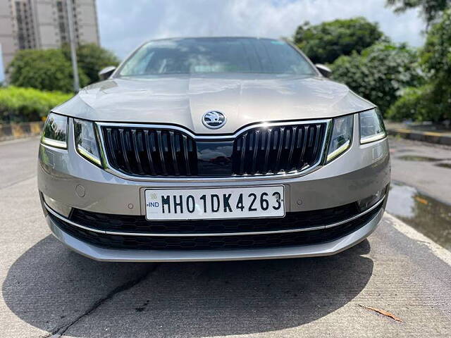 Used 2019 Skoda Octavia in Mumbai