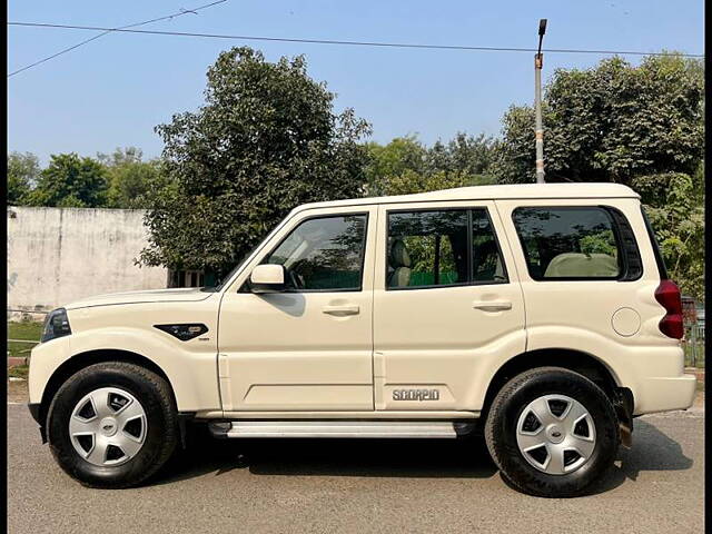 Used Mahindra Scorpio 2021 S5 2WD 7 STR in Delhi