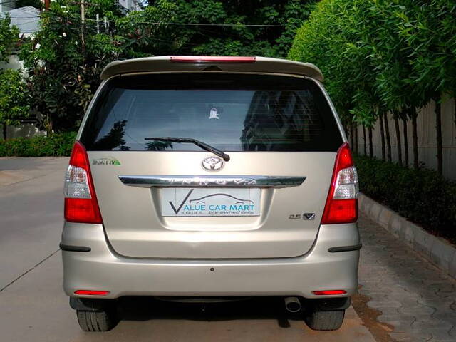 Used Toyota Innova [2013-2014] 2.5 EV PS 8 STR BS-IV in Hyderabad