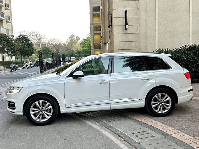 Used Audi Q7 [2015-2020] 45 TFSI Technology Pack in Delhi