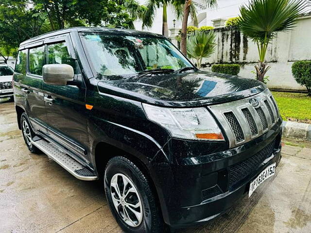 Used Mahindra TUV300 [2015-2019] T4 Plus in Lucknow