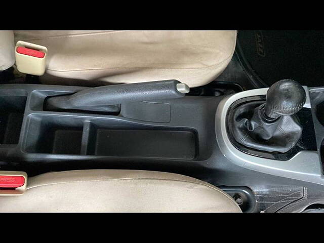 Used Honda Jazz [2015-2018] V Petrol in Ahmedabad